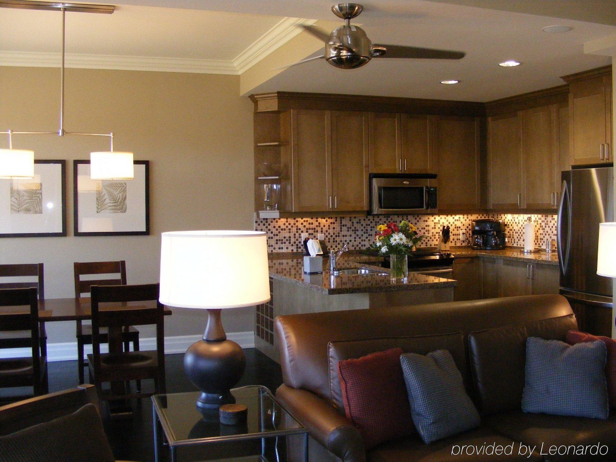 Touchstone Resort On Lake Muskoka Bracebridge Room photo